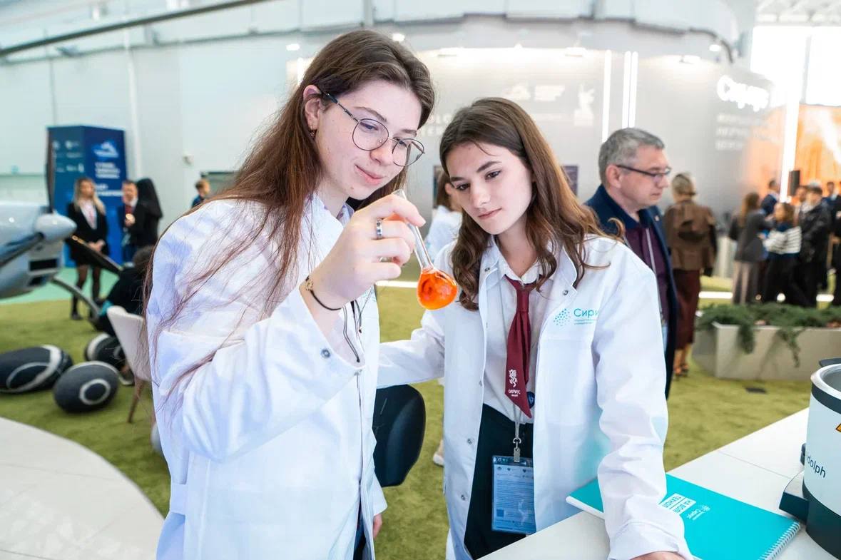 Идеи, вдохновение, инновации: лицеисты посетили V Конгресс молодых учёных